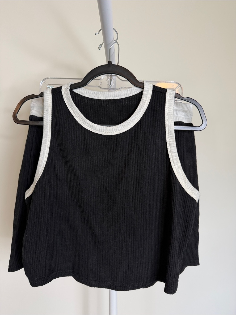 Black & White Contrast Sleeveless Tank Top and Shorts Set